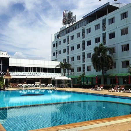 New Travel Lodge Hotel Chanthaburi Buitenkant foto