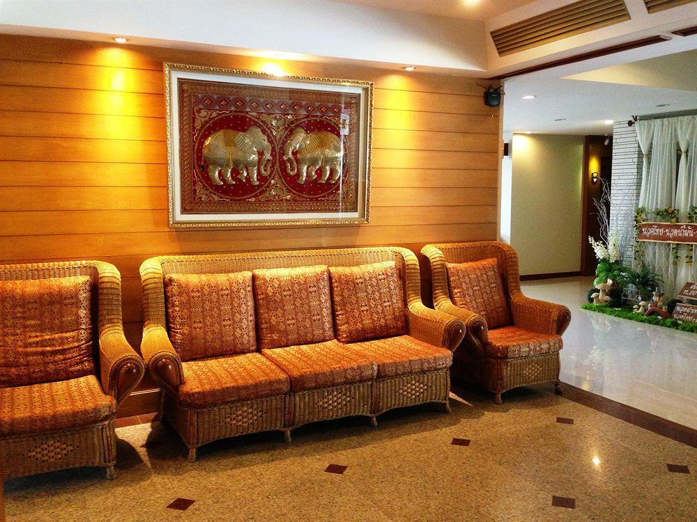 New Travel Lodge Hotel Chanthaburi Buitenkant foto