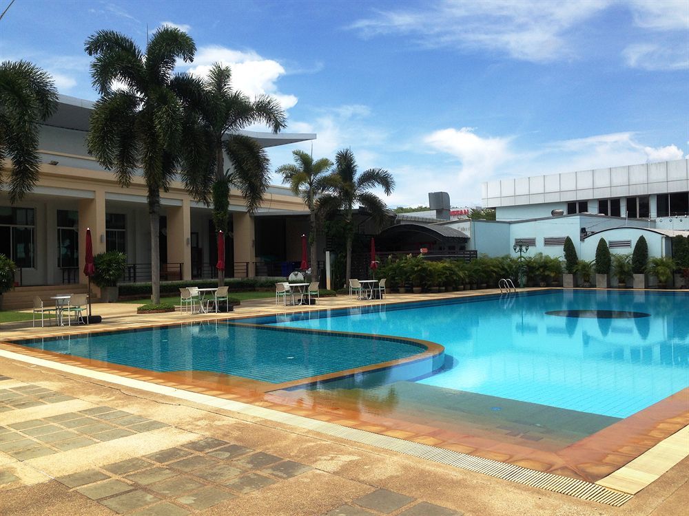 New Travel Lodge Hotel Chanthaburi Buitenkant foto