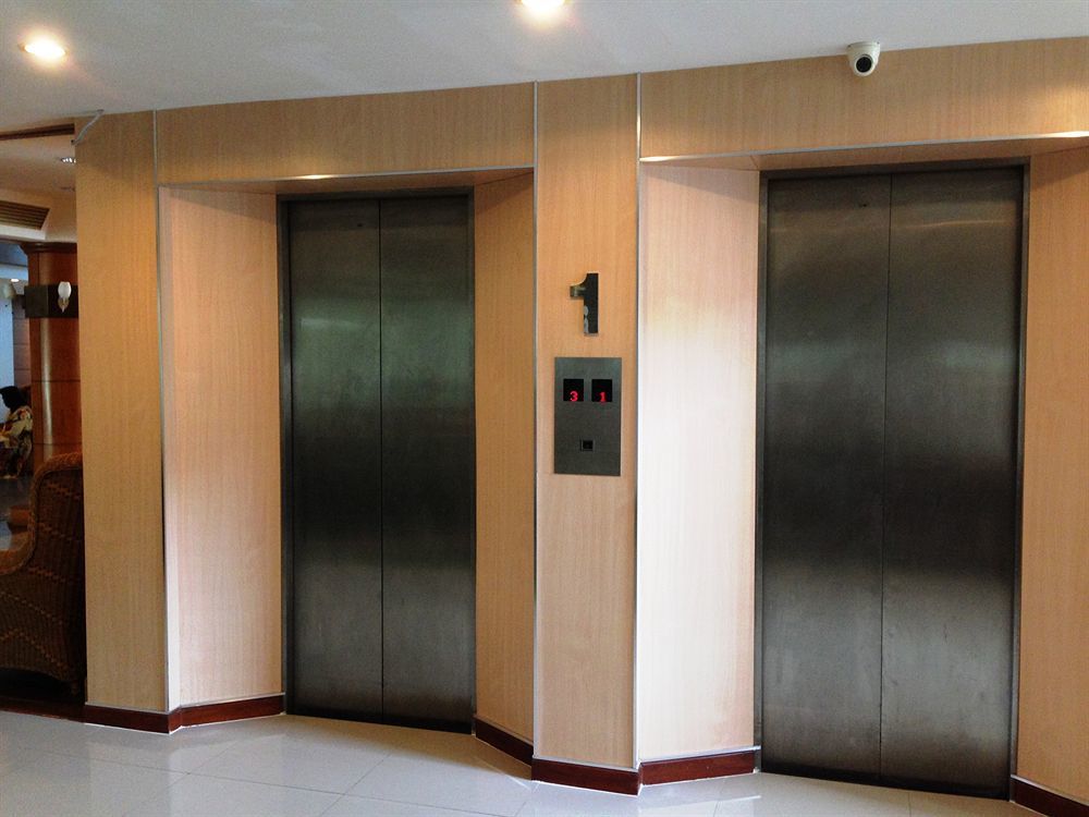 New Travel Lodge Hotel Chanthaburi Buitenkant foto